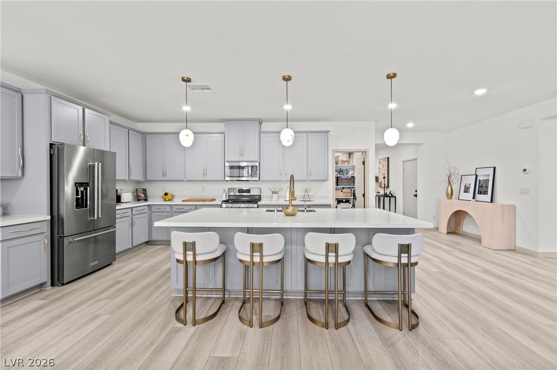 9935 Joshua Foothills Street