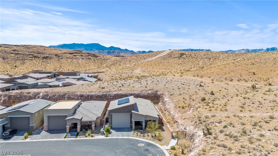 9935 Joshua Foothills Street