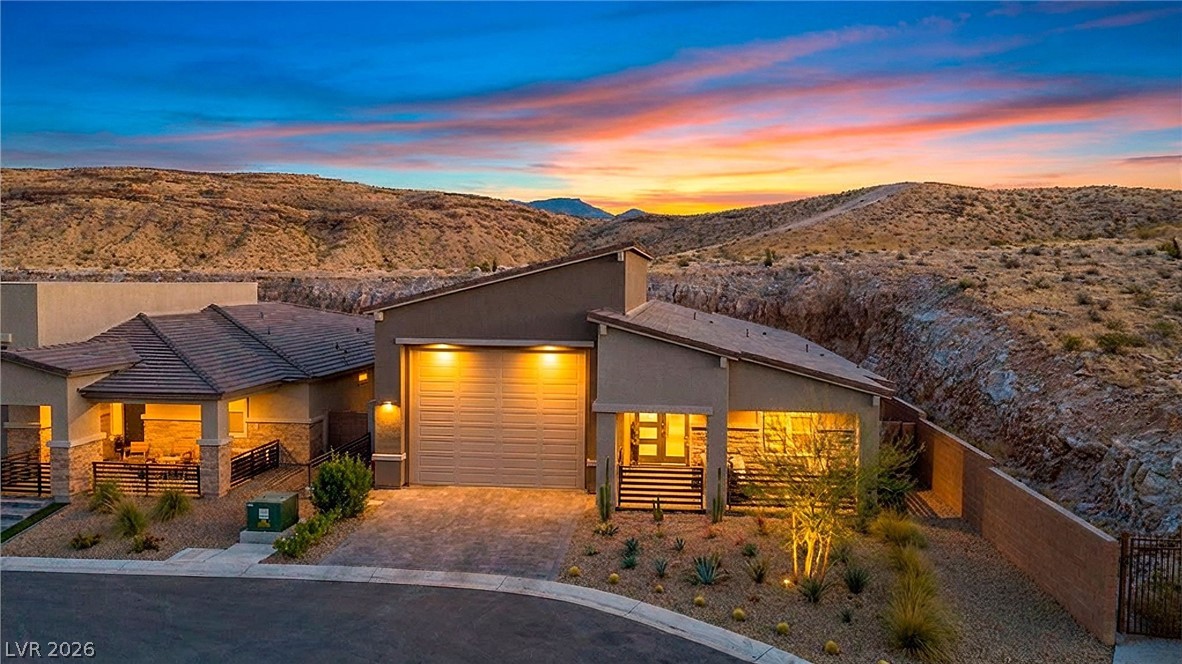9935 Joshua Foothills Street