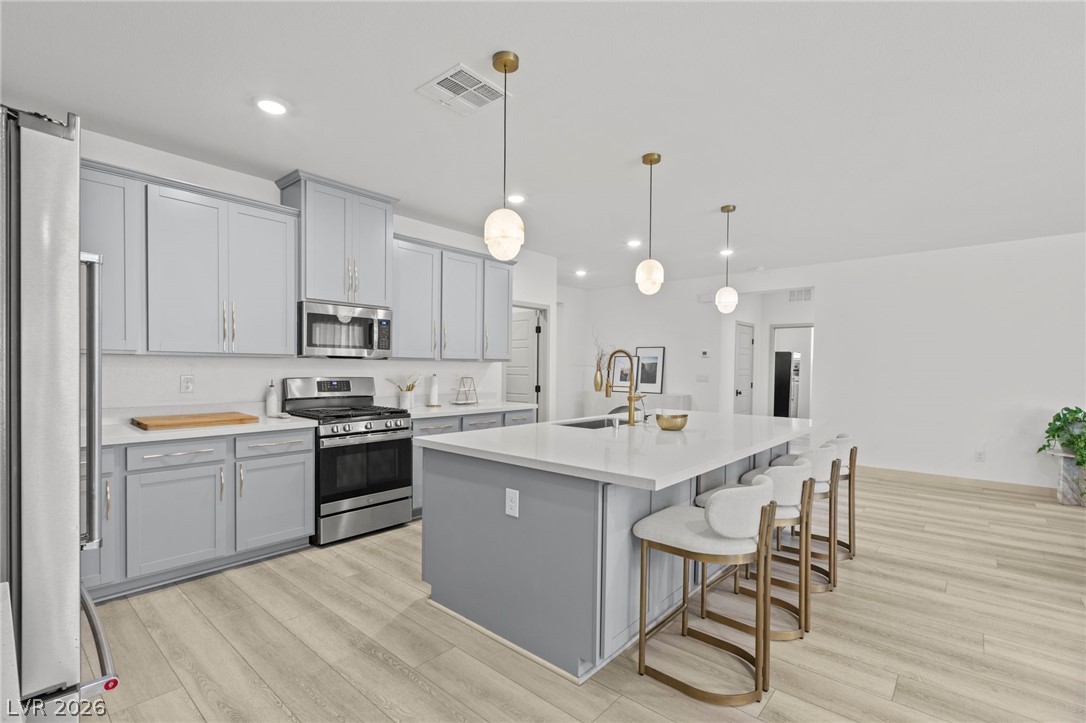 9935 Joshua Foothills Street