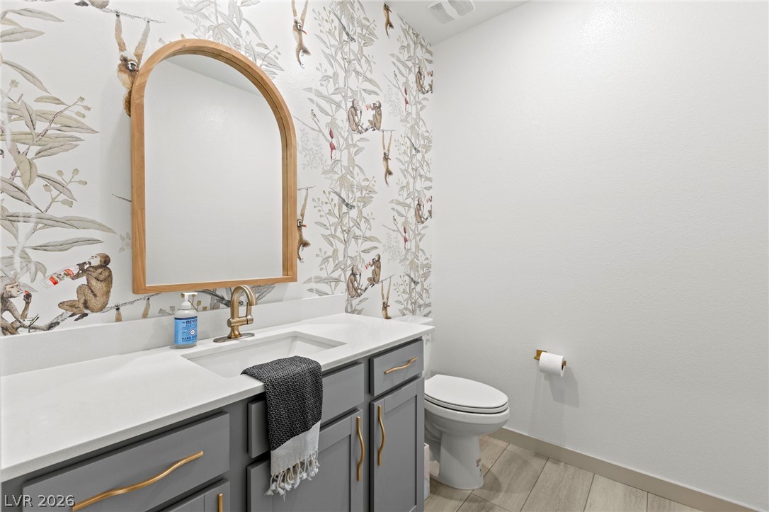 9935 Joshua Foothills Street