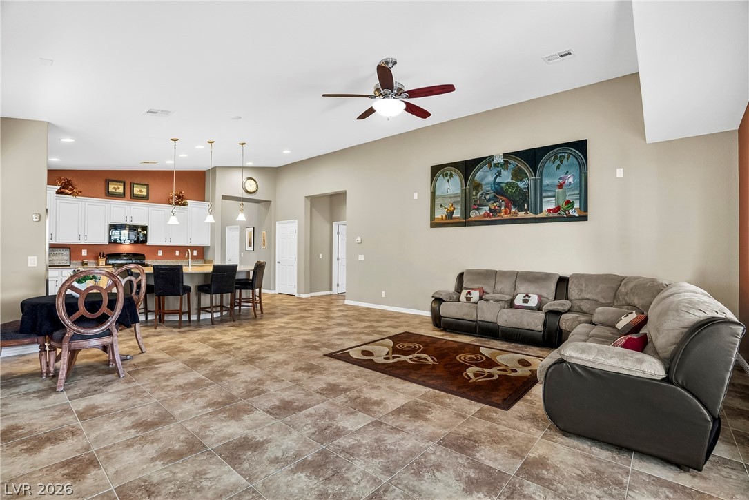 9834 River Trader Street