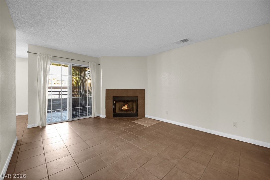 2200 South Fort Apache Road 1224