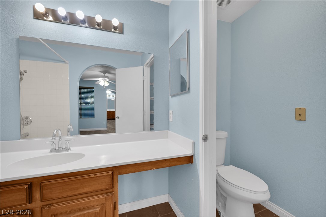 2200 South Fort Apache Road 1224