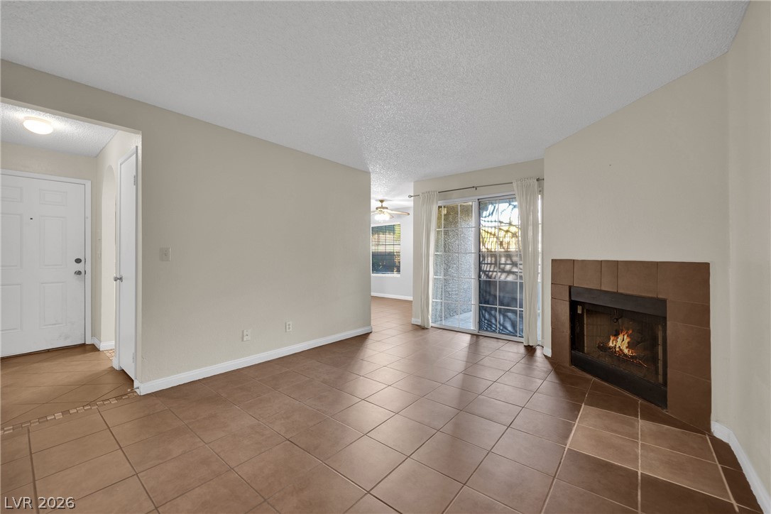 2200 South Fort Apache Road 1224