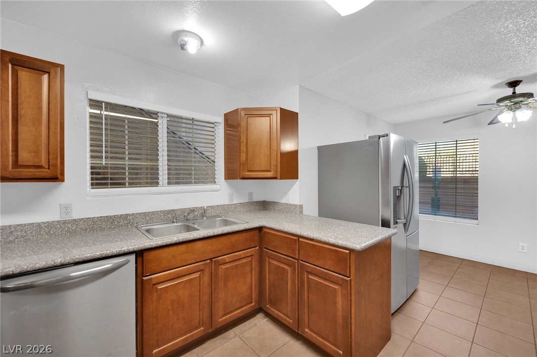 2200 South Fort Apache Road 1224