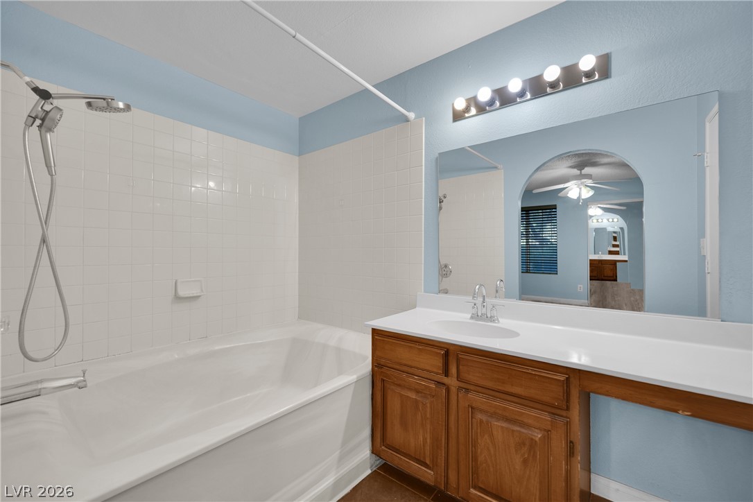 2200 South Fort Apache Road 1224