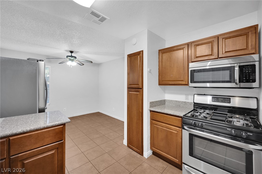 2200 South Fort Apache Road 1224