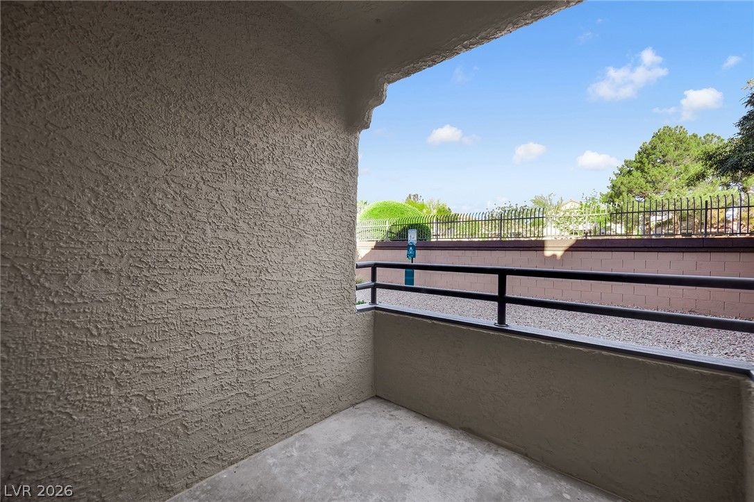 2200 South Fort Apache Road 1224