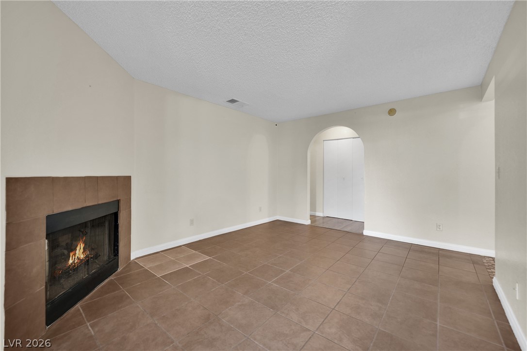 2200 South Fort Apache Road 1224