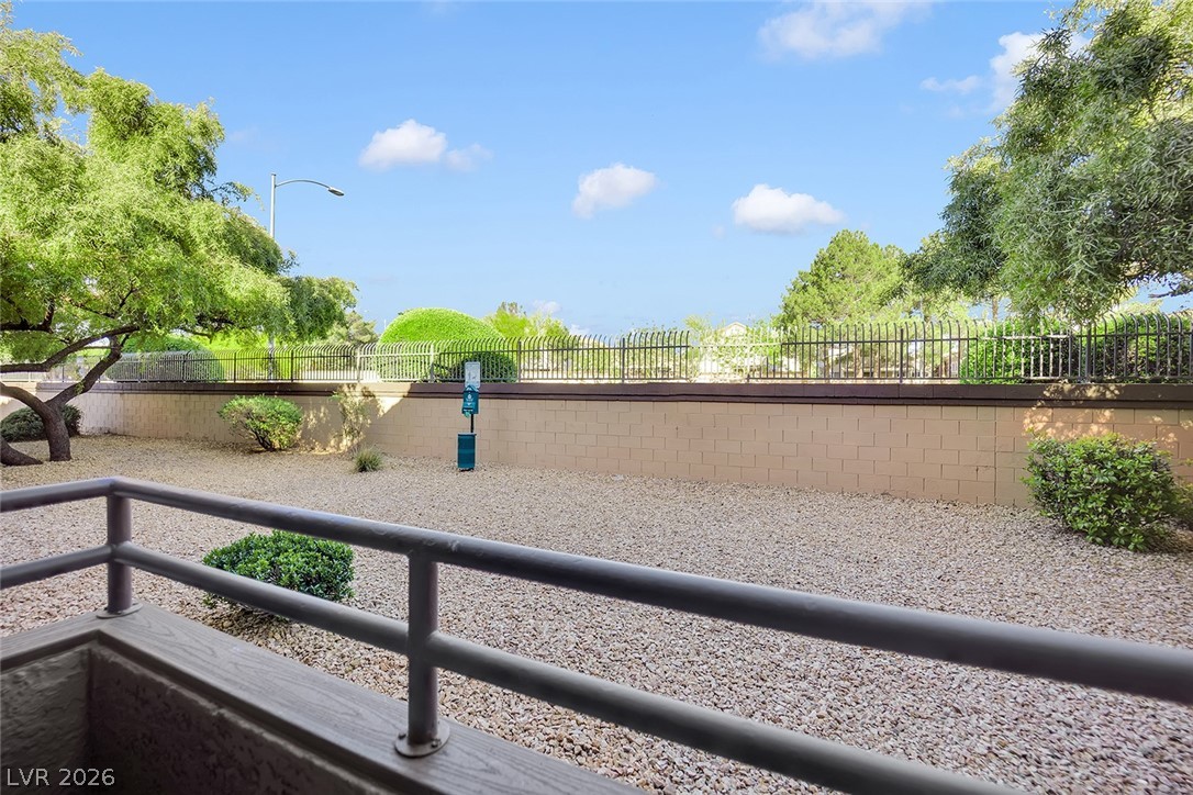 2200 South Fort Apache Road 1224