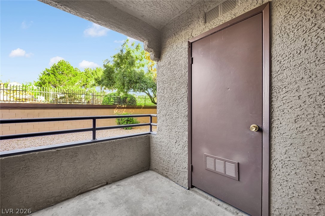 2200 South Fort Apache Road 1224