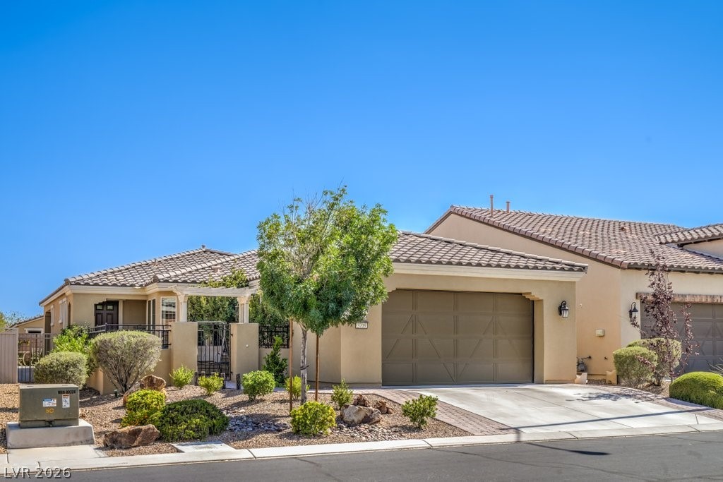 3709 Corte Bella Hills Avenue