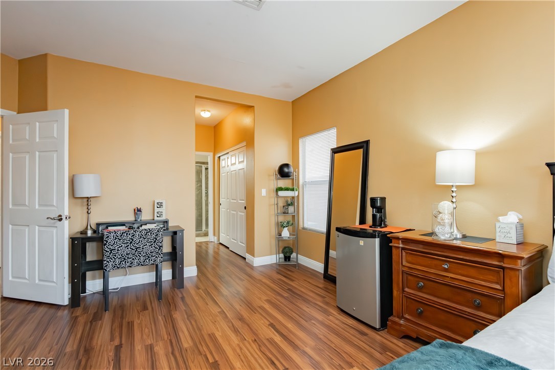 1424 Clipperton Avenue