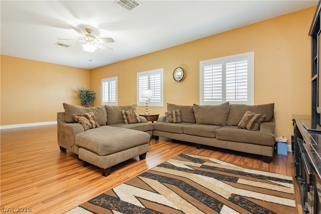 1424 Clipperton Avenue