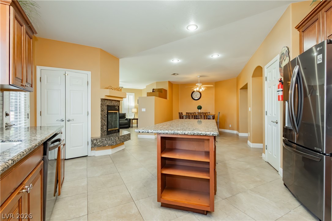 1424 Clipperton Avenue