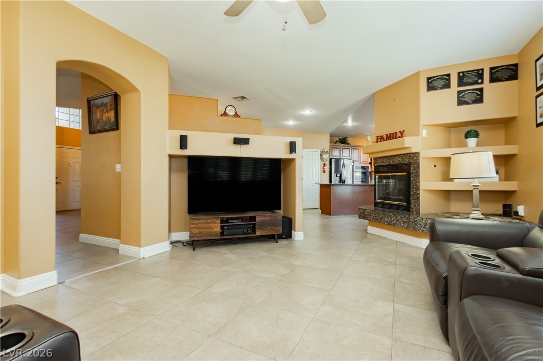 1424 Clipperton Avenue