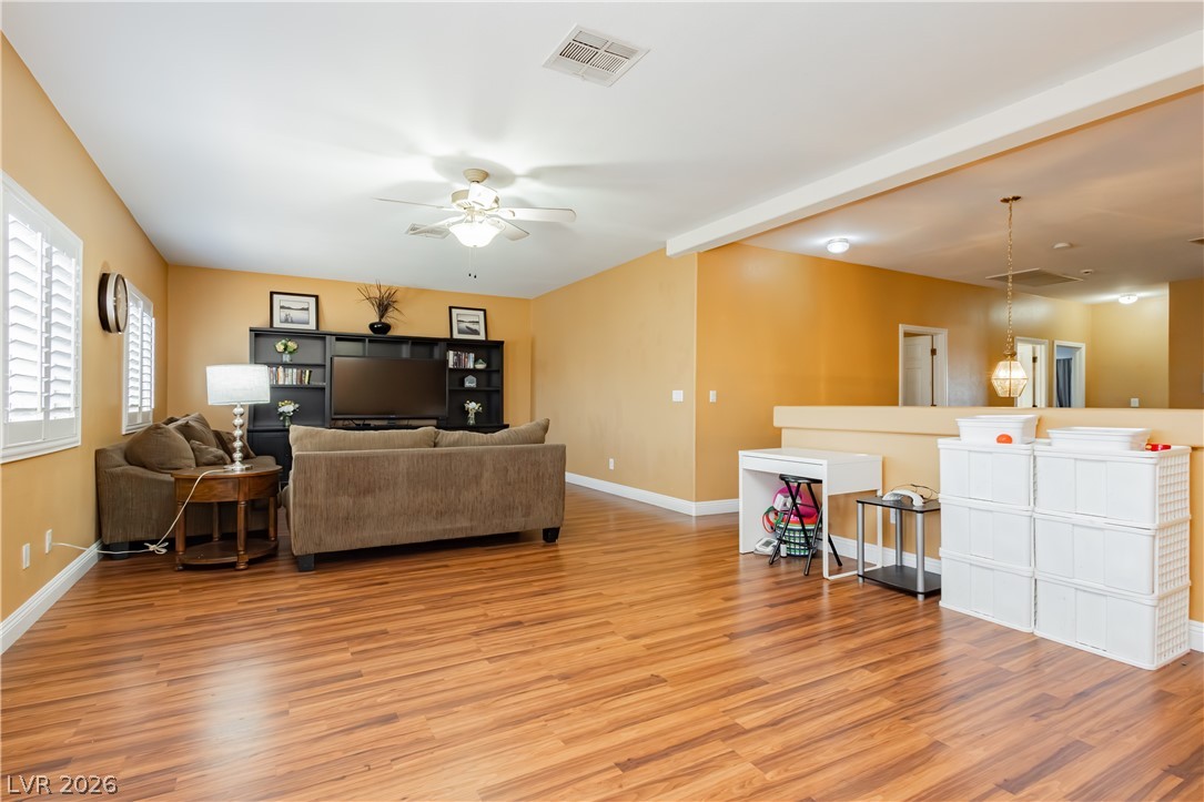 1424 Clipperton Avenue