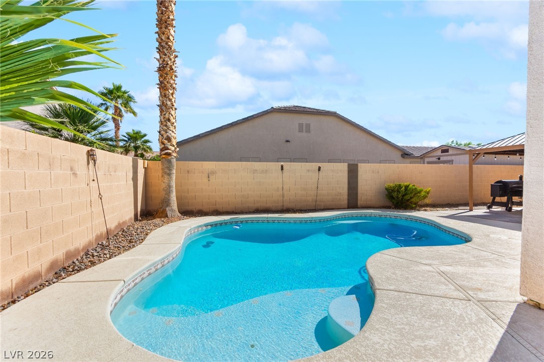 5601 Rocky Ravine Avenue