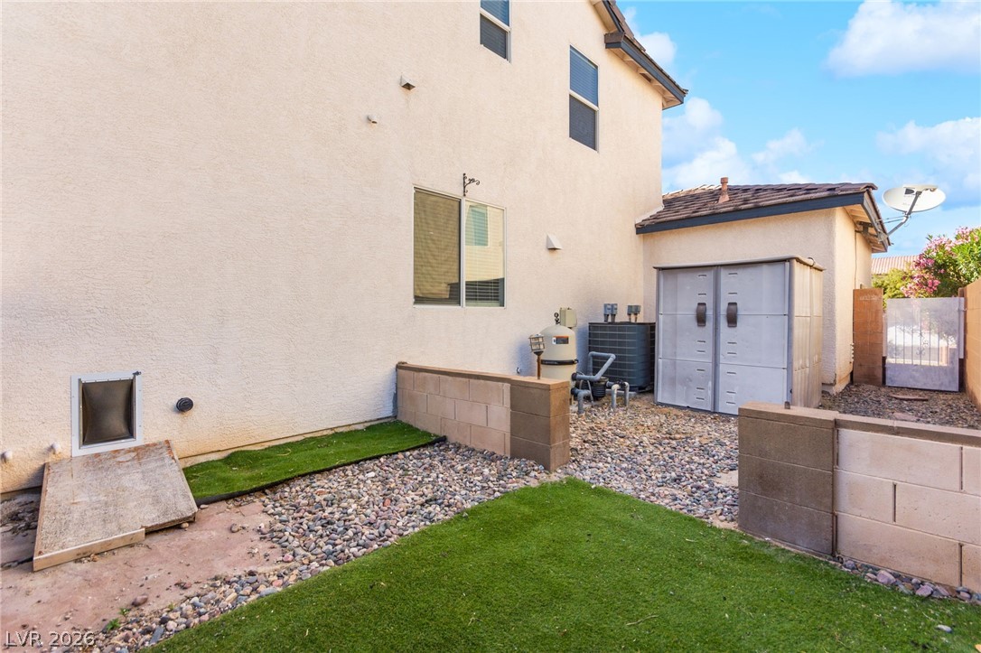 5601 Rocky Ravine Avenue