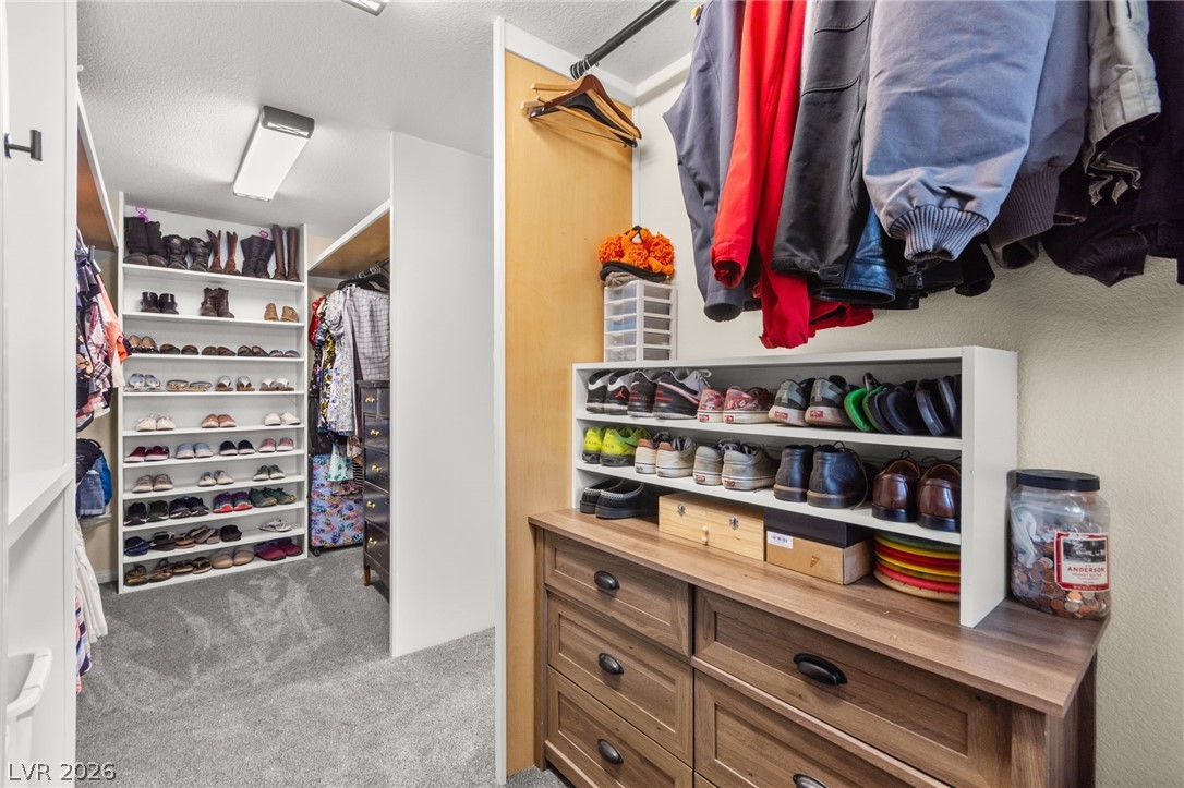 5601 Rocky Ravine Avenue