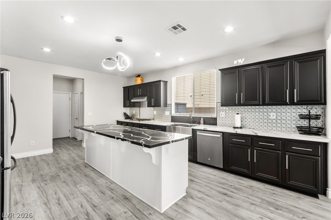 5601 Rocky Ravine Avenue