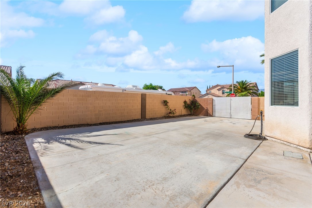 5601 Rocky Ravine Avenue