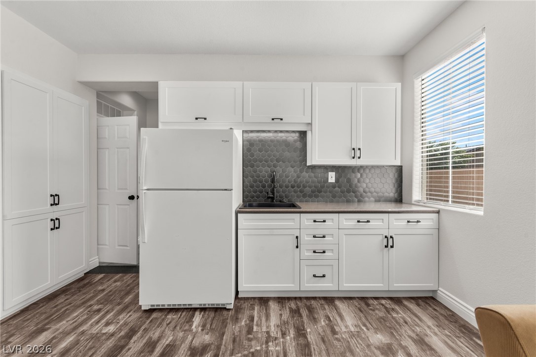 5601 Rocky Ravine Avenue