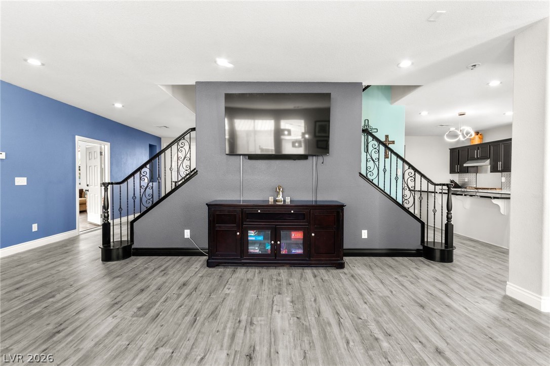 5601 Rocky Ravine Avenue