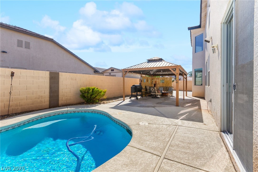 5601 Rocky Ravine Avenue