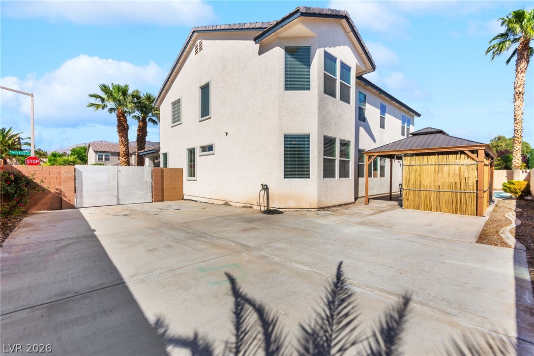 5601 Rocky Ravine Avenue