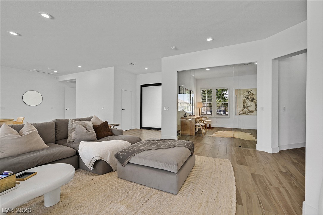 360 Hedgehope Drive