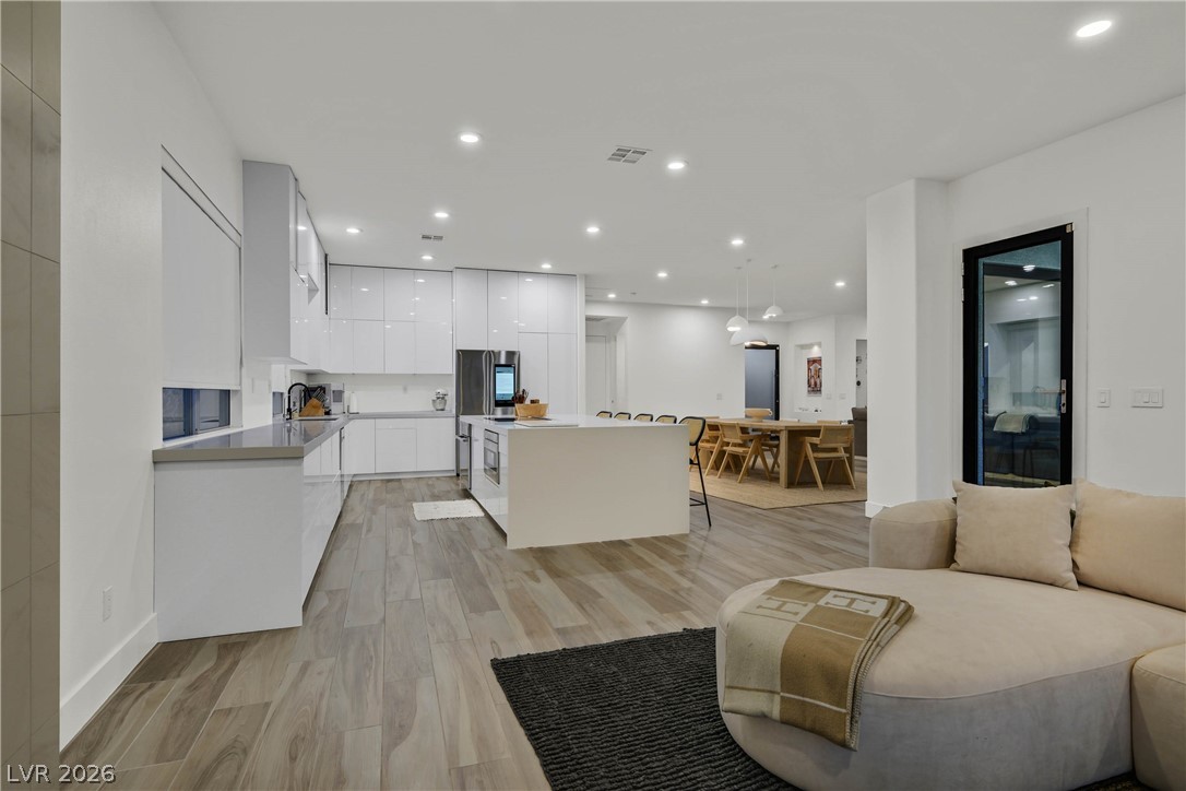 360 Hedgehope Drive