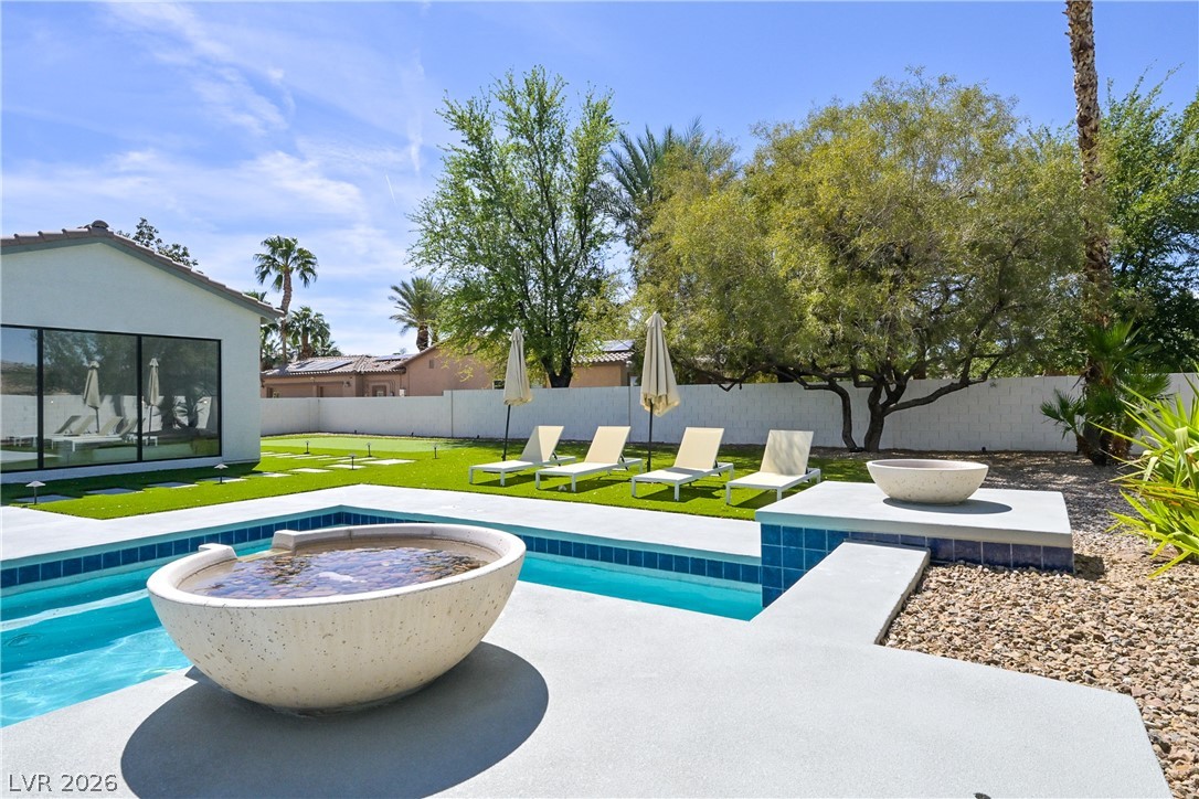 360 Hedgehope Drive