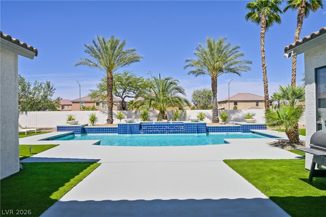 360 Hedgehope Drive