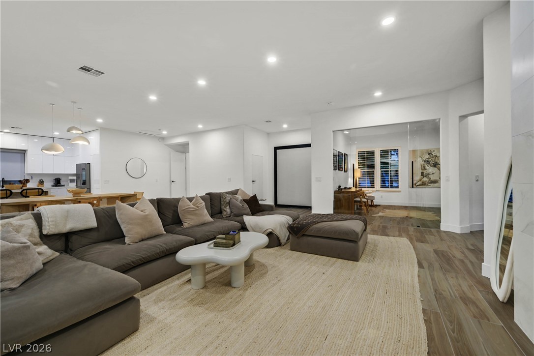 360 Hedgehope Drive