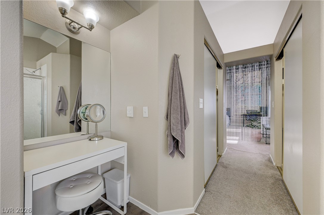 537 Viva Serenade Way