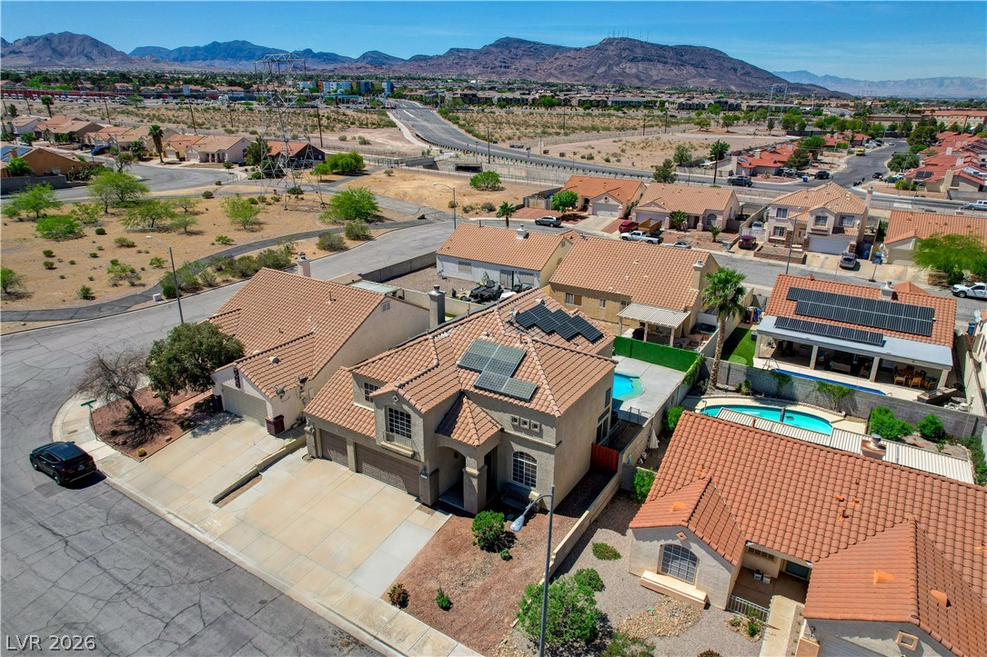 537 Viva Serenade Way