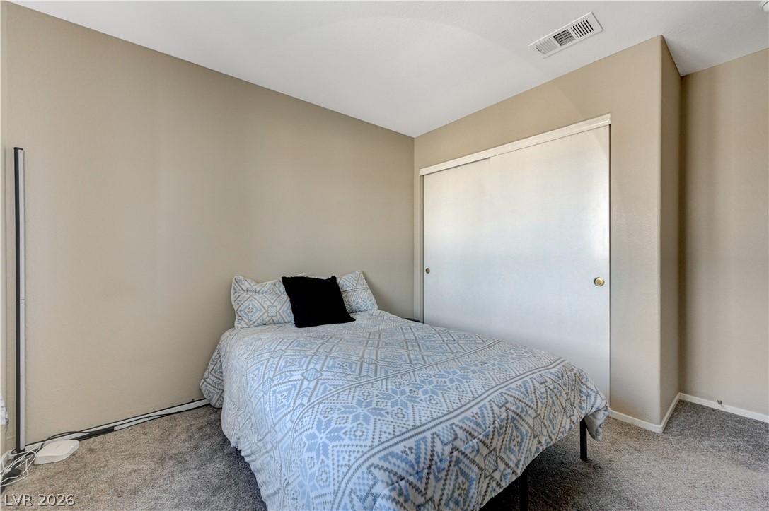 537 Viva Serenade Way