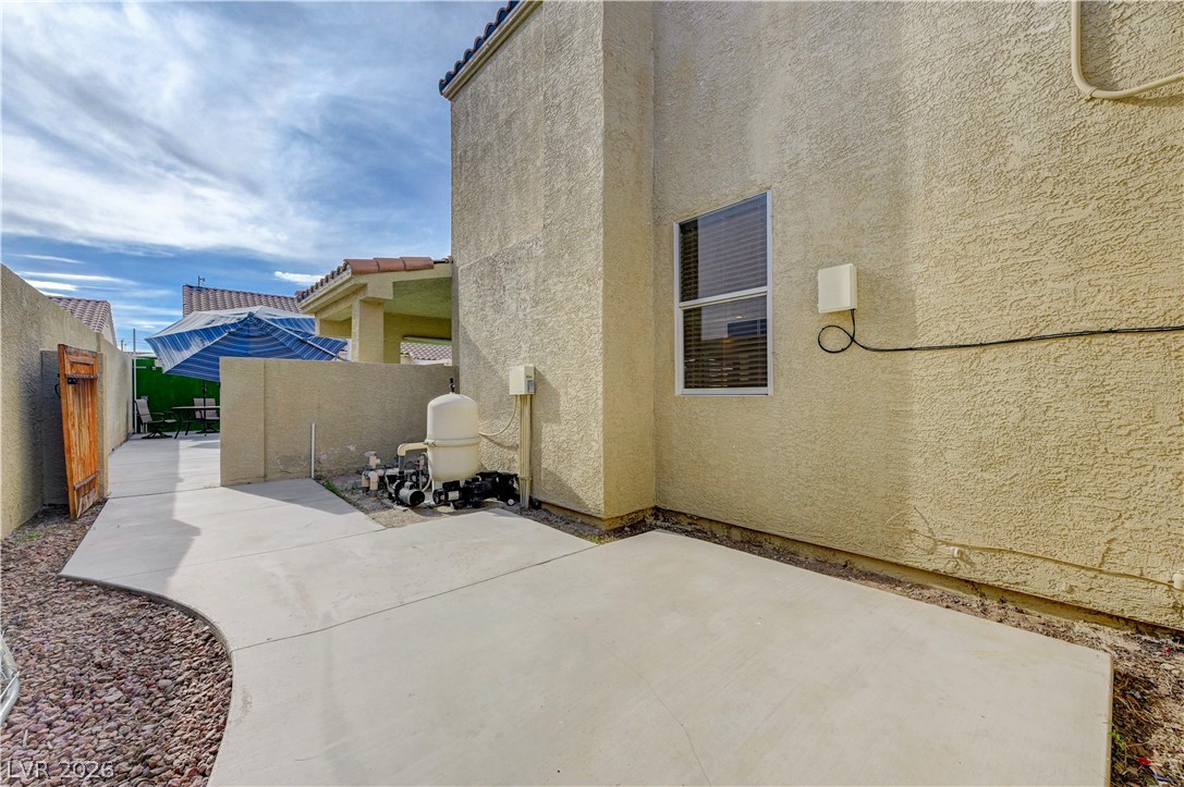537 Viva Serenade Way