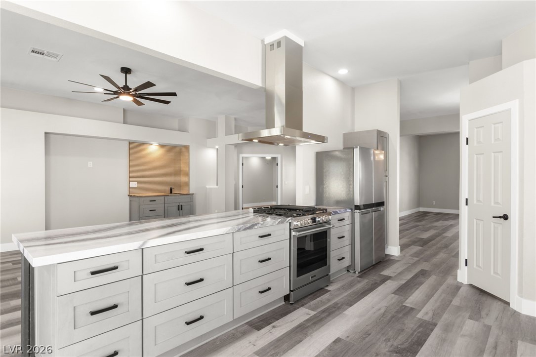 5121 Burr Oak Drive