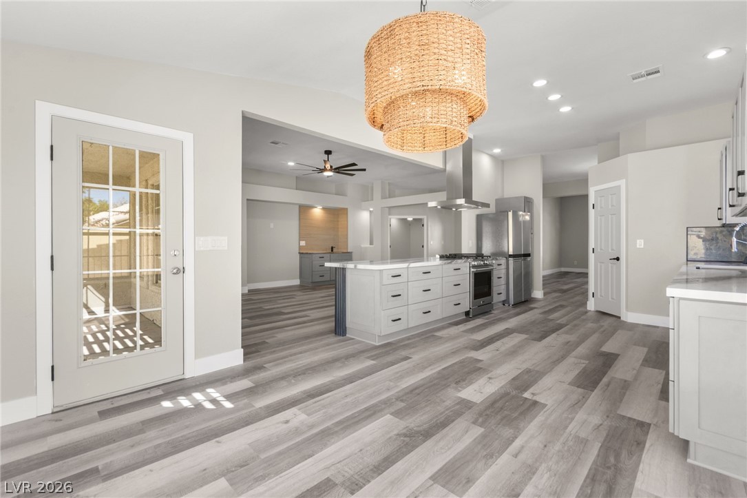 5121 Burr Oak Drive