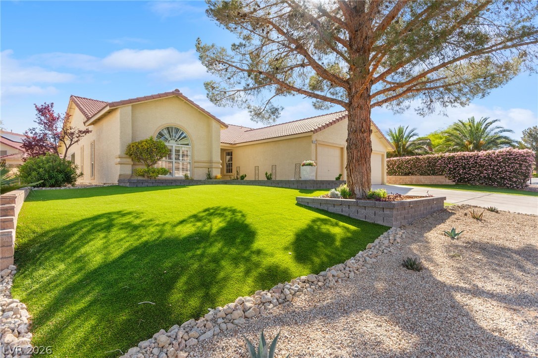 5121 Burr Oak Drive