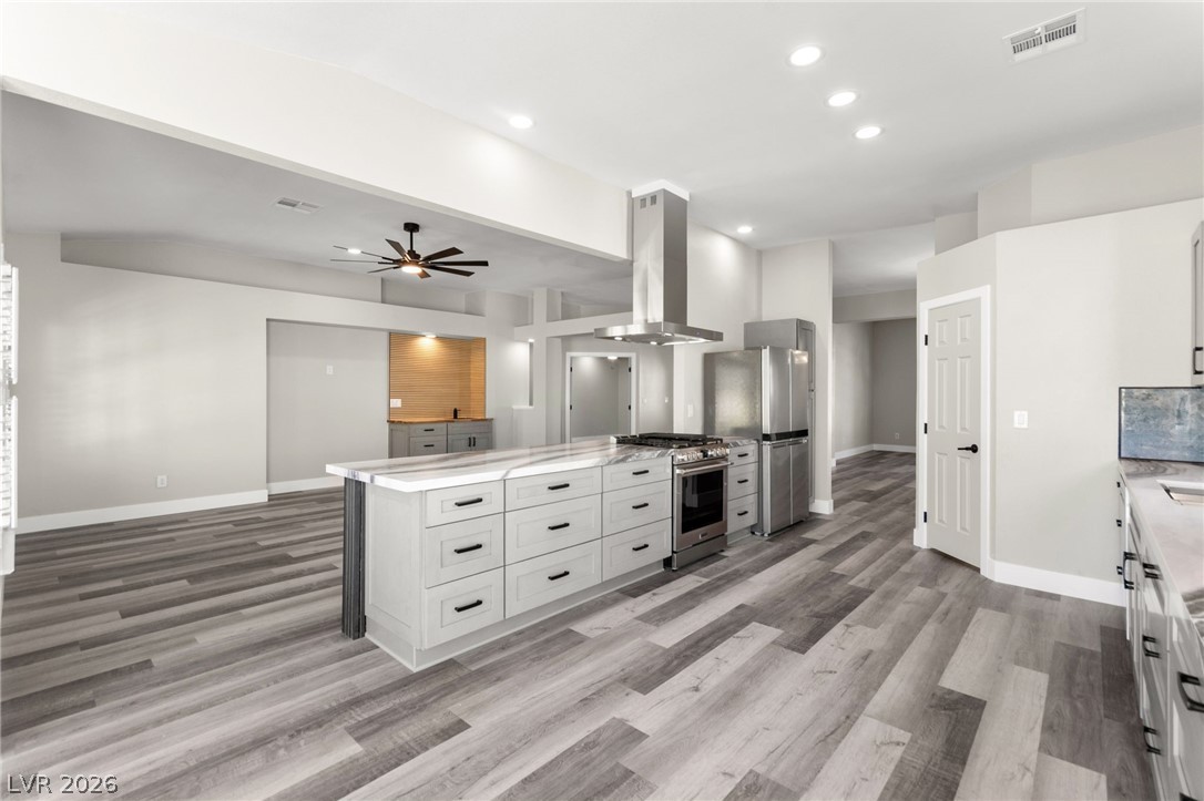 5121 Burr Oak Drive