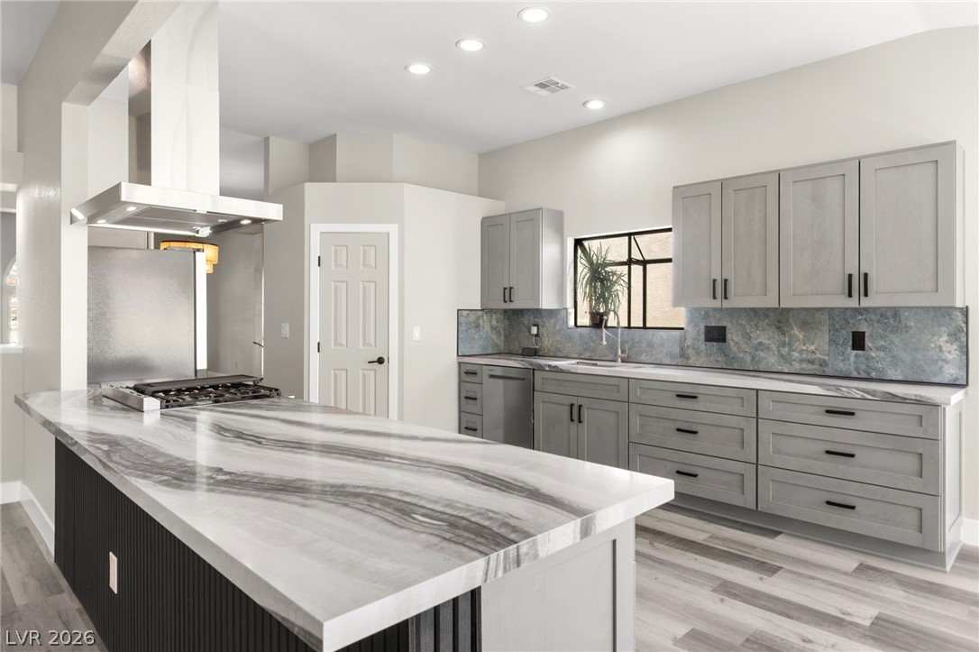 5121 Burr Oak Drive