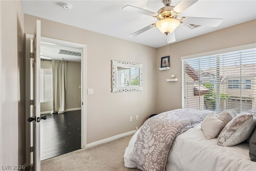 8188 Golden Flowers Street