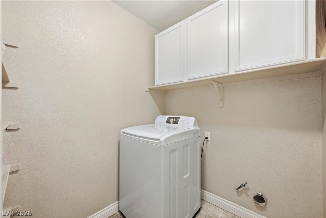 2725 Peekskill Avenue