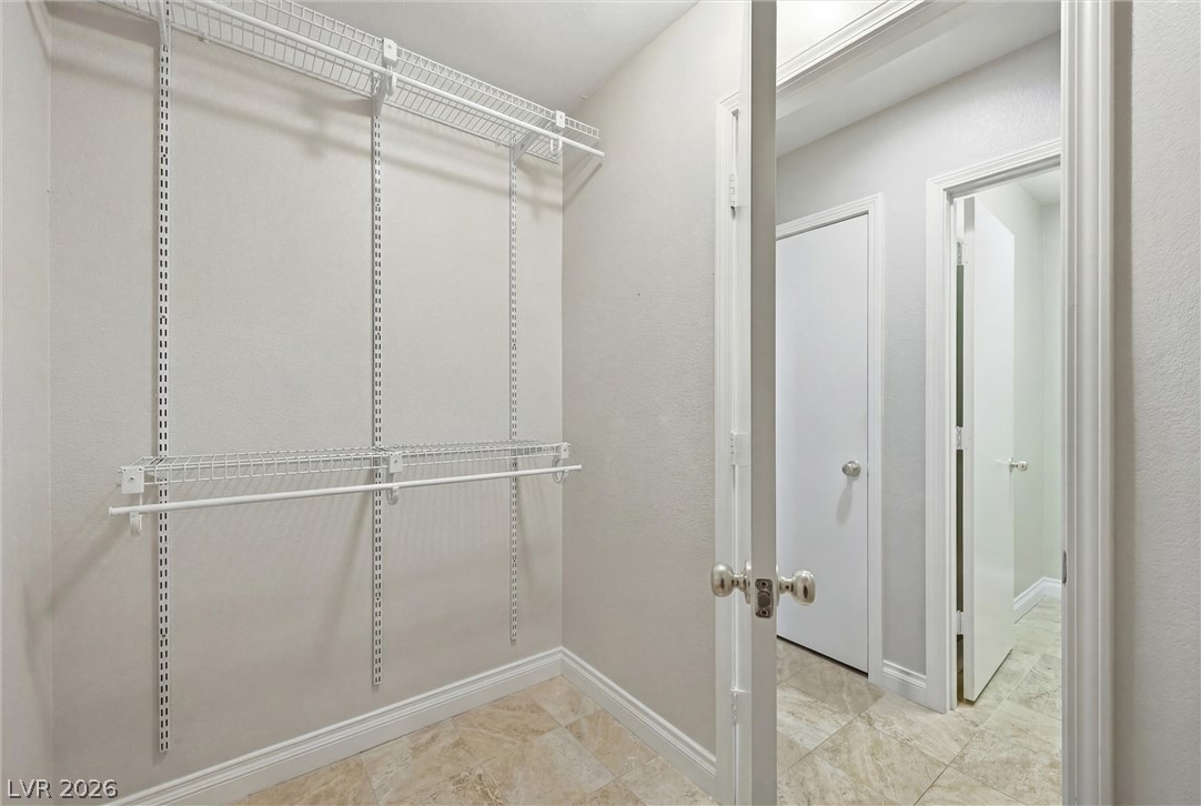 2725 Peekskill Avenue