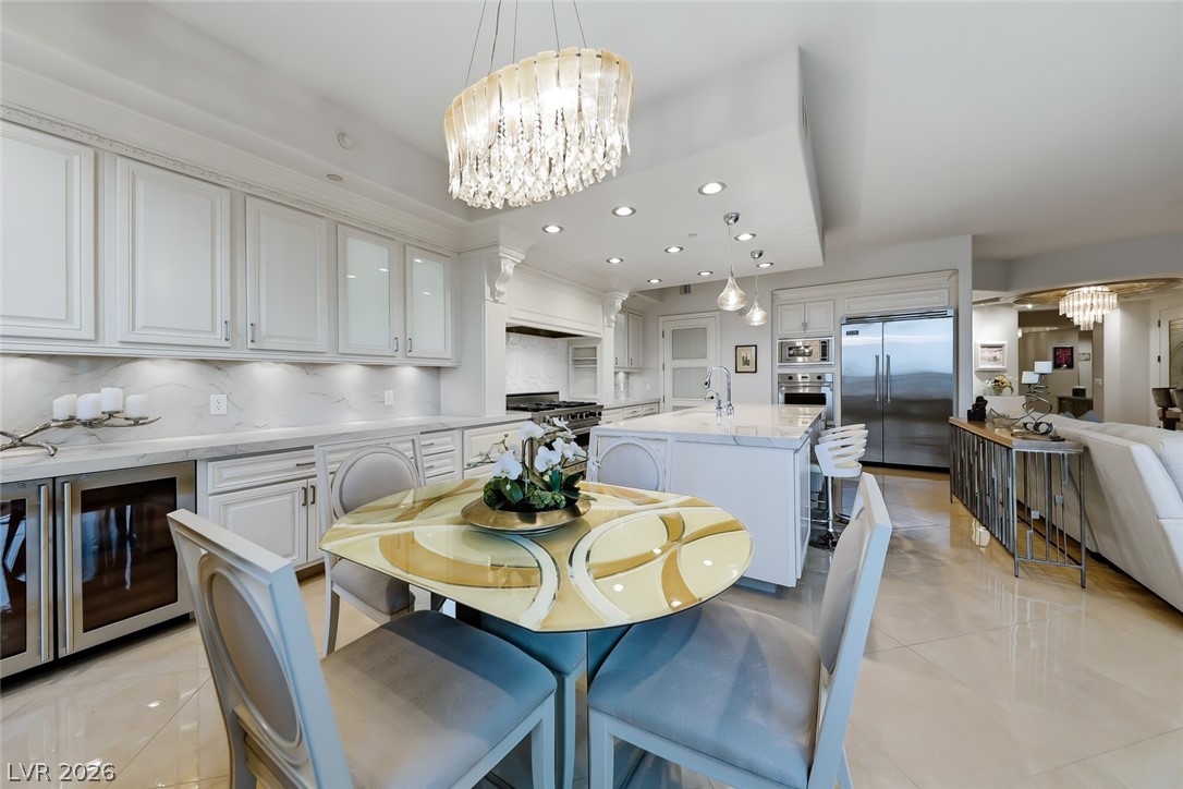 9101 Alta Drive 1103