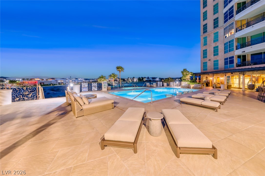 9101 Alta Drive 1103